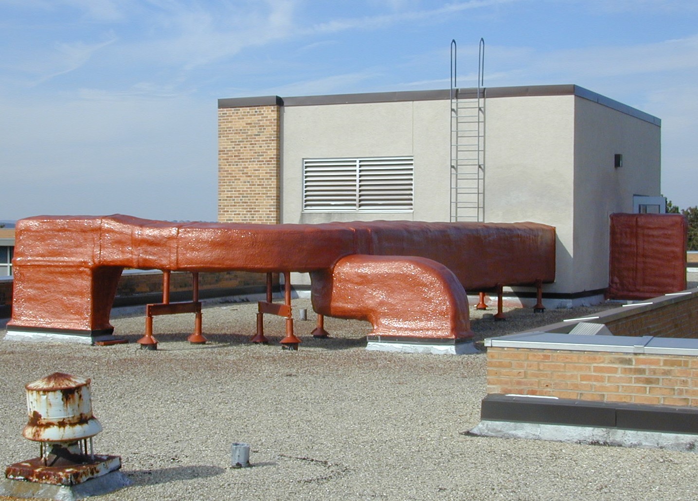 Sprayed polyurea roofing membrane application